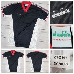 Vintage 90's Diadora Soccer Futbol Jersey Men's Size Small Black Red Bred EUC.